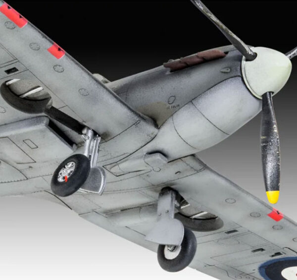 Avion Supermarine Spitfire Mk.IIa 1/72 - Revell 03953 - 38 piezas - Imagen 3