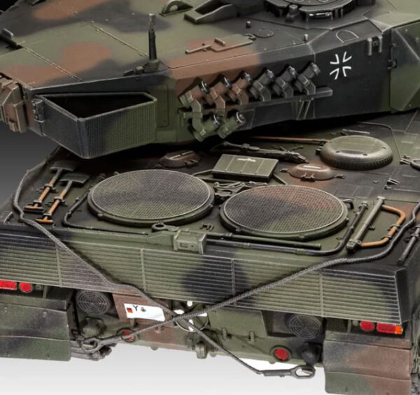 Tanque Leopard 2 A6-A6NL 1/35 - Revell 03281 - 222 piezas - Imagen 3